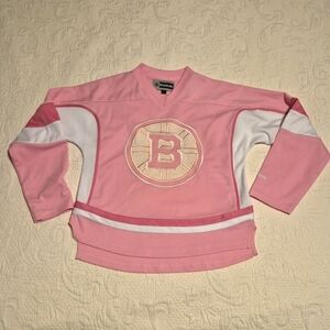 Reebok Boston Bruins girls size 10-12  M pink and white logo jersey shirt, VGUC